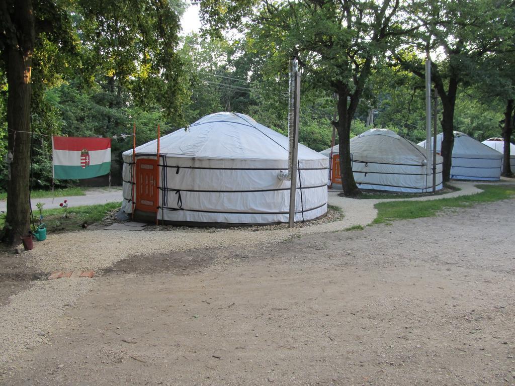 Dobogoko Jurtaszallas Chambre photo